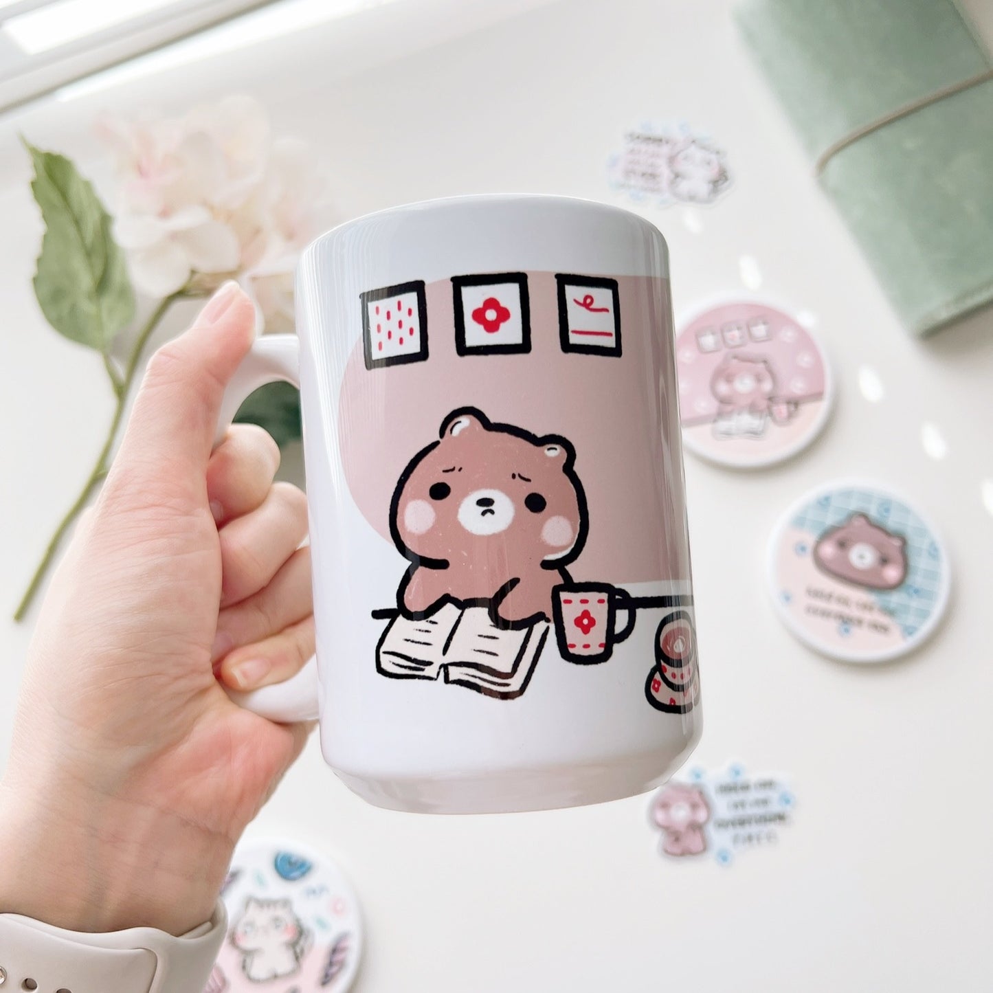 Bundle Deal: Brownee Reading Mug & Coaster (DW001 & DW006)