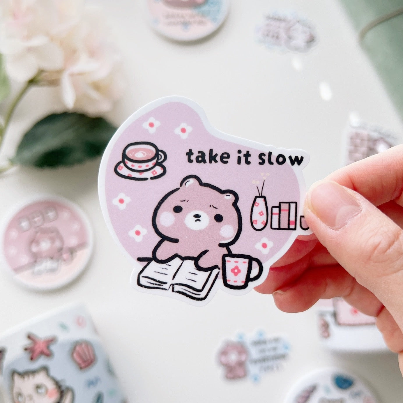 DC055 | Brownee reading | Take it Slow | Diecut Sticker